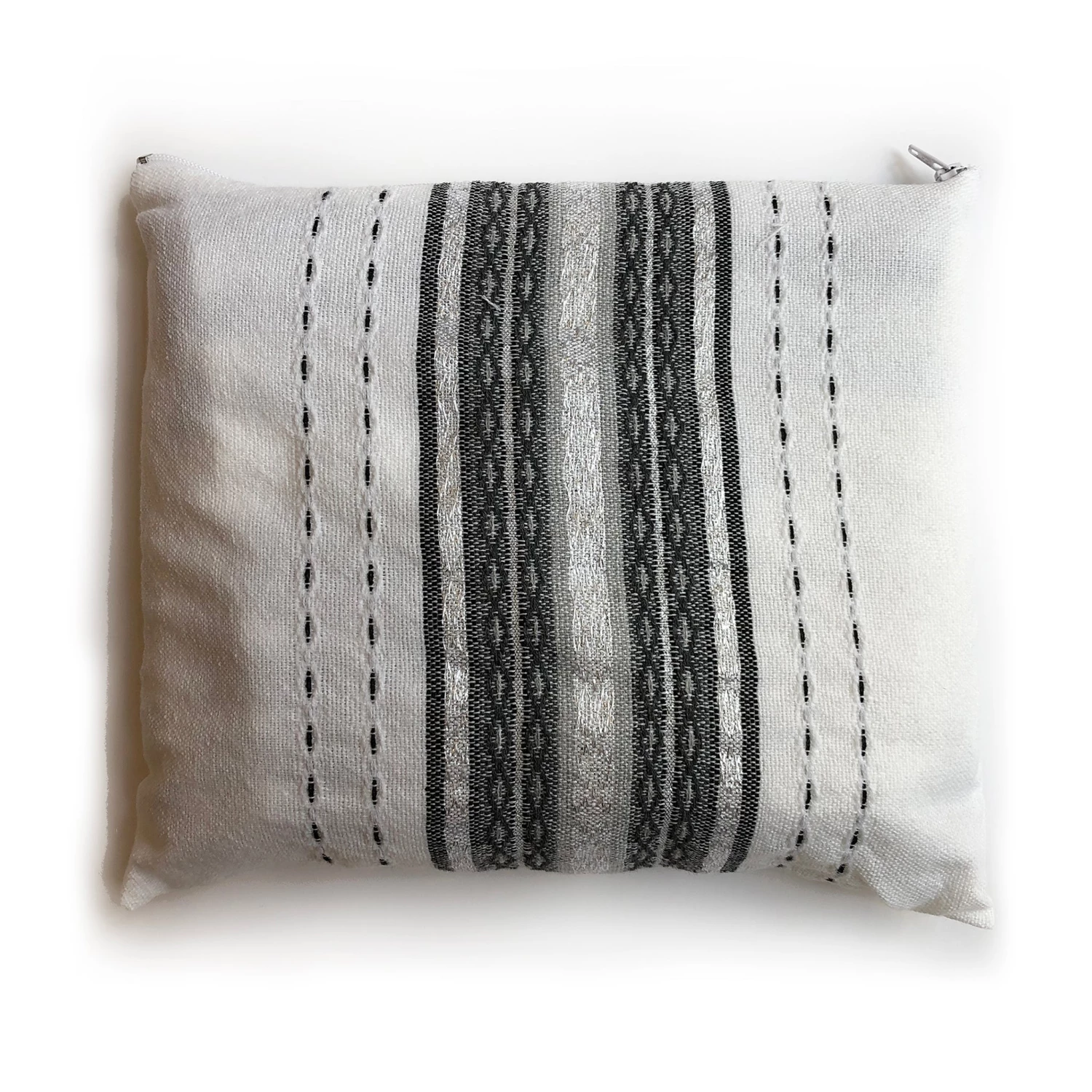 Gabrieli Tallit Gabrieli Premium - Wool Tallit - Gray & Silver Gabrieli Tallits 6 Gabrieli Tallit Gabrieli Premium - Wool Tallit - Gray & Silver Gabrieli Tallits