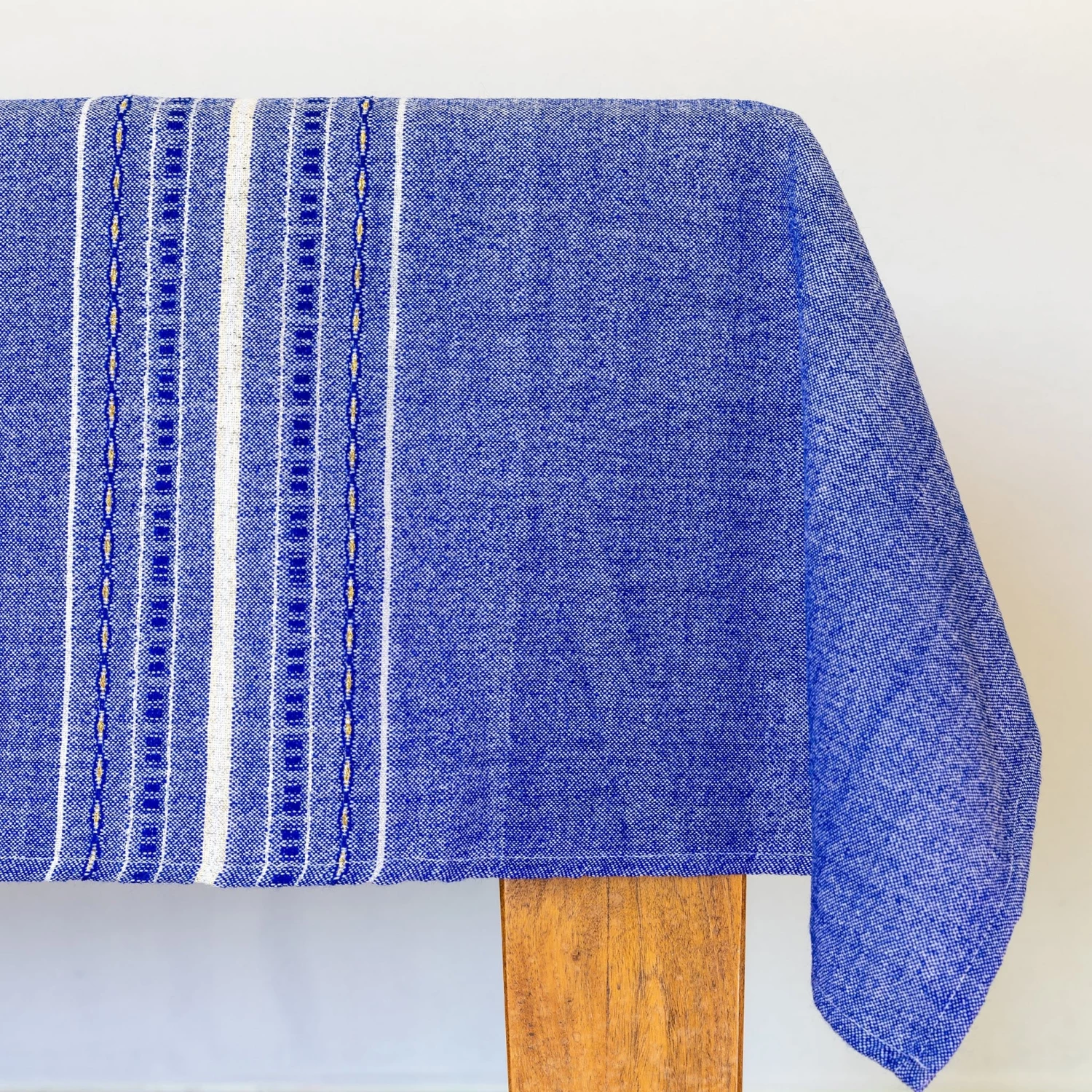 Gabrieli Tablecloth - Classic Design - Blue Background With Gold And Silver Home & Special Occasions 3 Gabrieli Tablecloth - Classic Design - Blue Background With Gold And Silver Home & Special Occasions