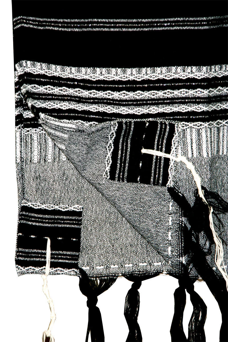 Gabrieli Tallit Elia - Wool Tallit - Black On Gray With Silver 4 Gabrieli Tallit Elia - Wool Tallit - Black On Gray With Silver
