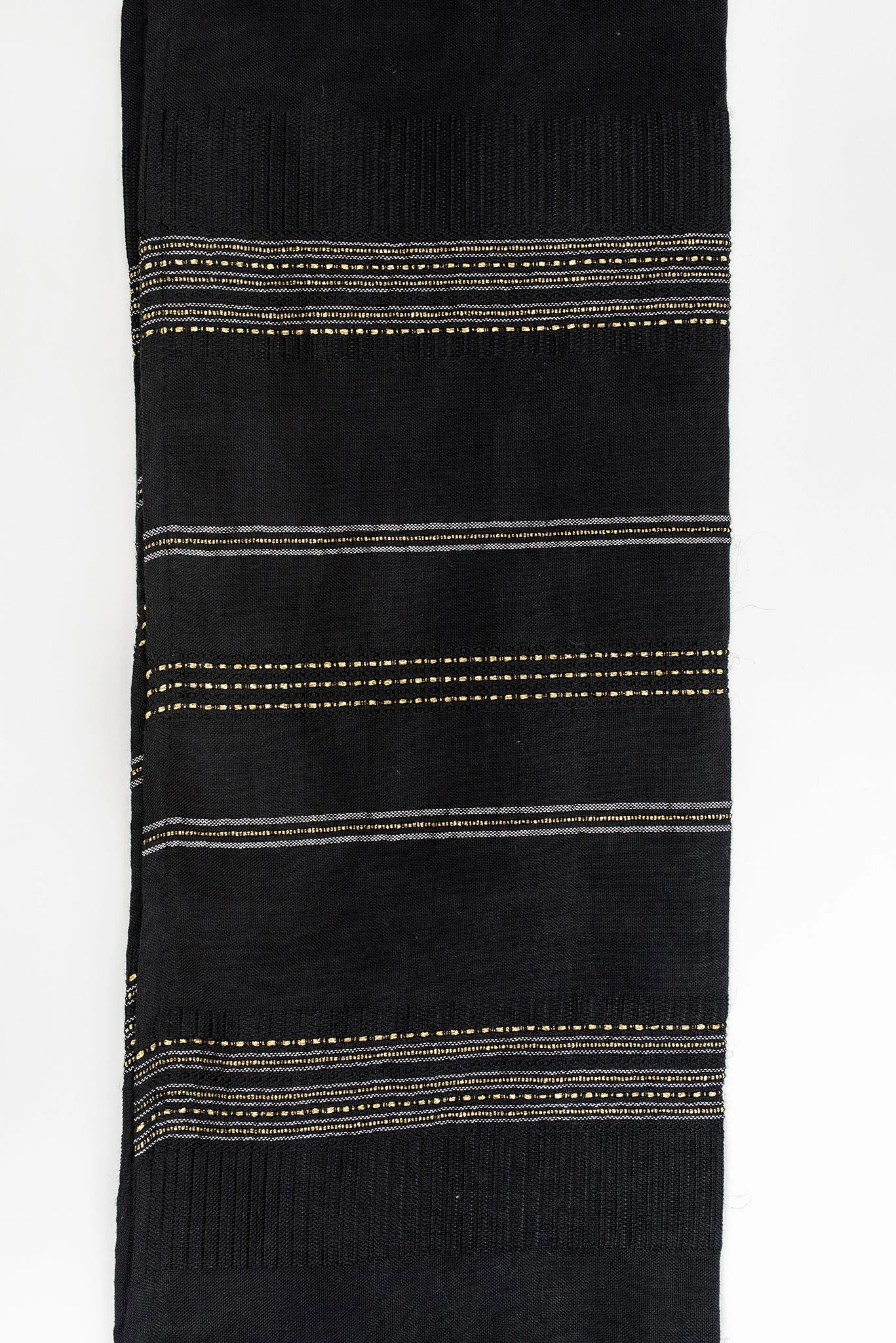 Gabrieli Tallit Elia - Silk Tallit - Gold And Silver On Black Gabrieli Tallits 5 Gabrieli Tallit Elia - Silk Tallit - Gold And Silver On Black Gabrieli Tallits